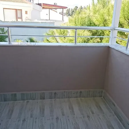 Ada Apart&hotel Hotel apartamentowy *